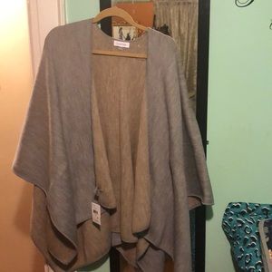 Calvin Klein poncho